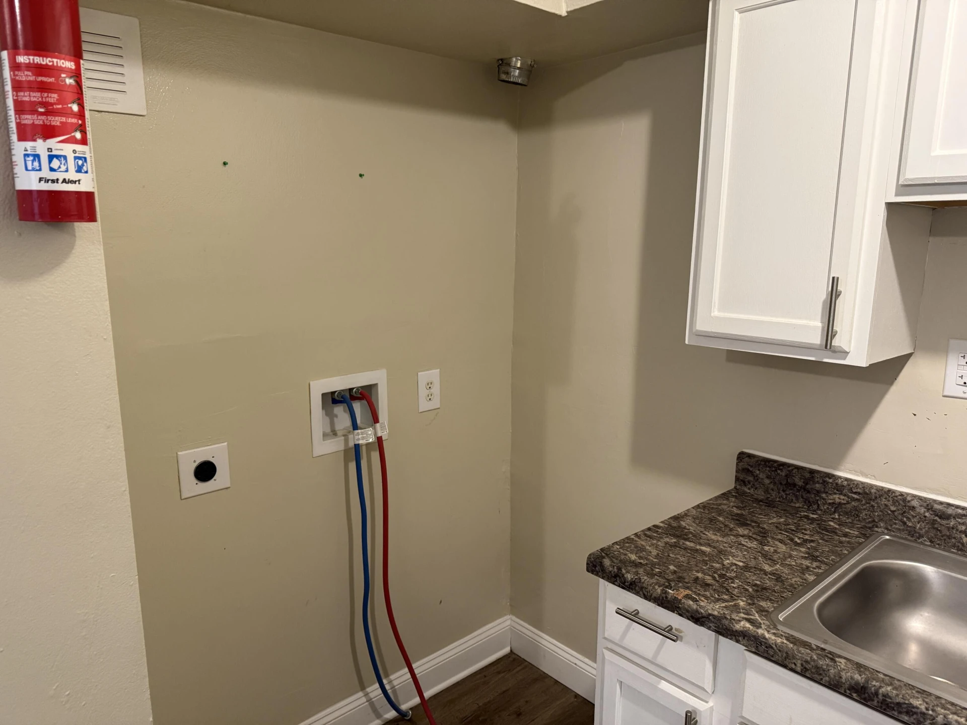 1634 Eastern AVE - Photo 13