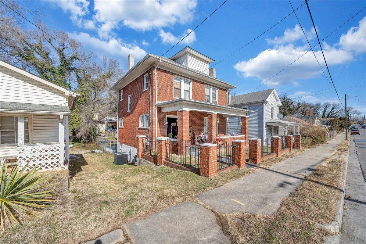 539 Rutherford AVE - Photo 17