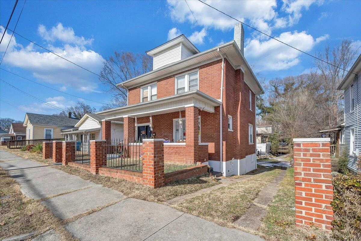 539 Rutherford AVE - Photo 18