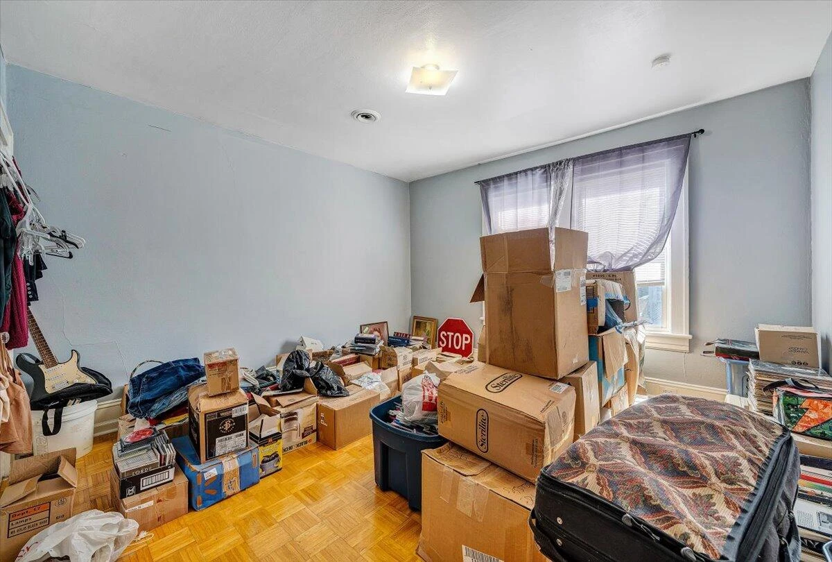 539 Rutherford AVE - Photo 7
