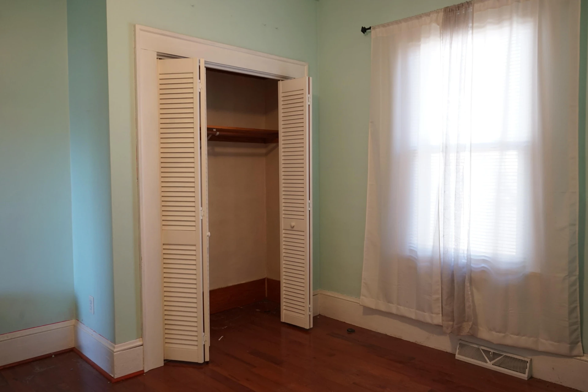 2230 Overlook RD - Photo 20
