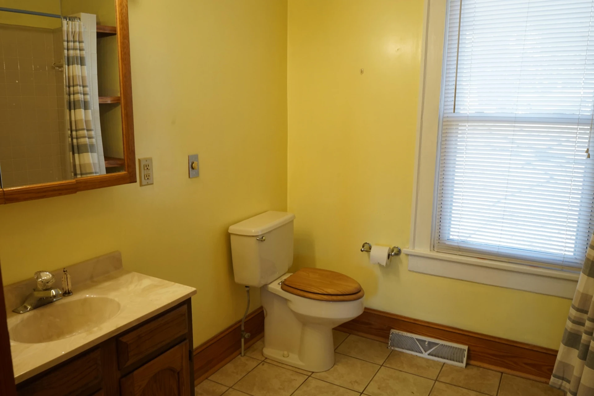 2230 Overlook RD - Photo 30