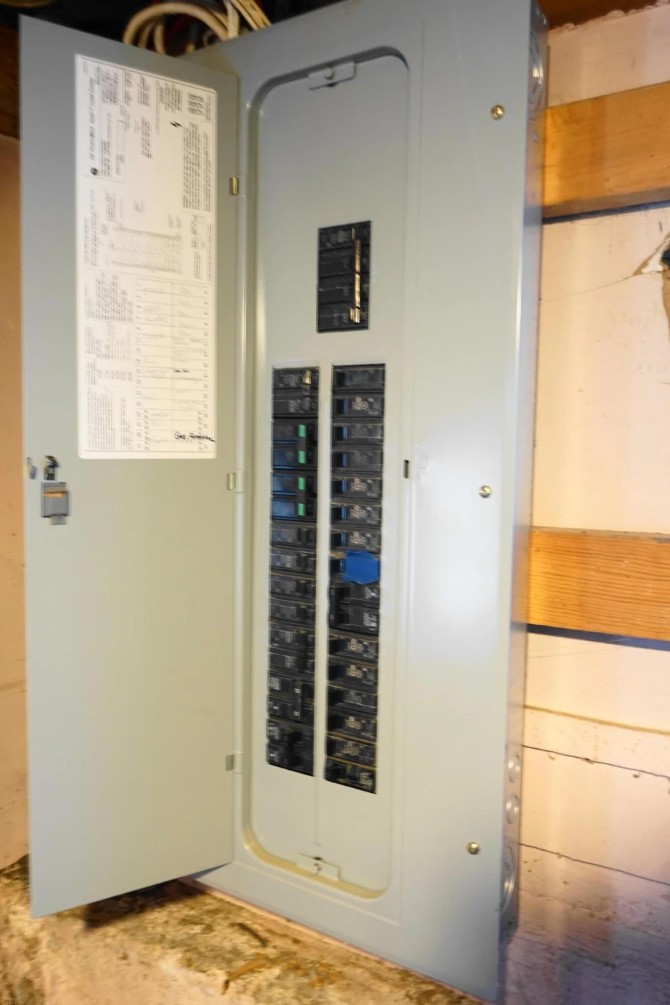 2230 Overlook RD - Photo 37