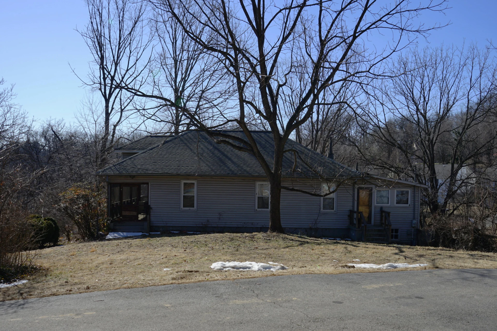 2230 Overlook RD - Photo 4