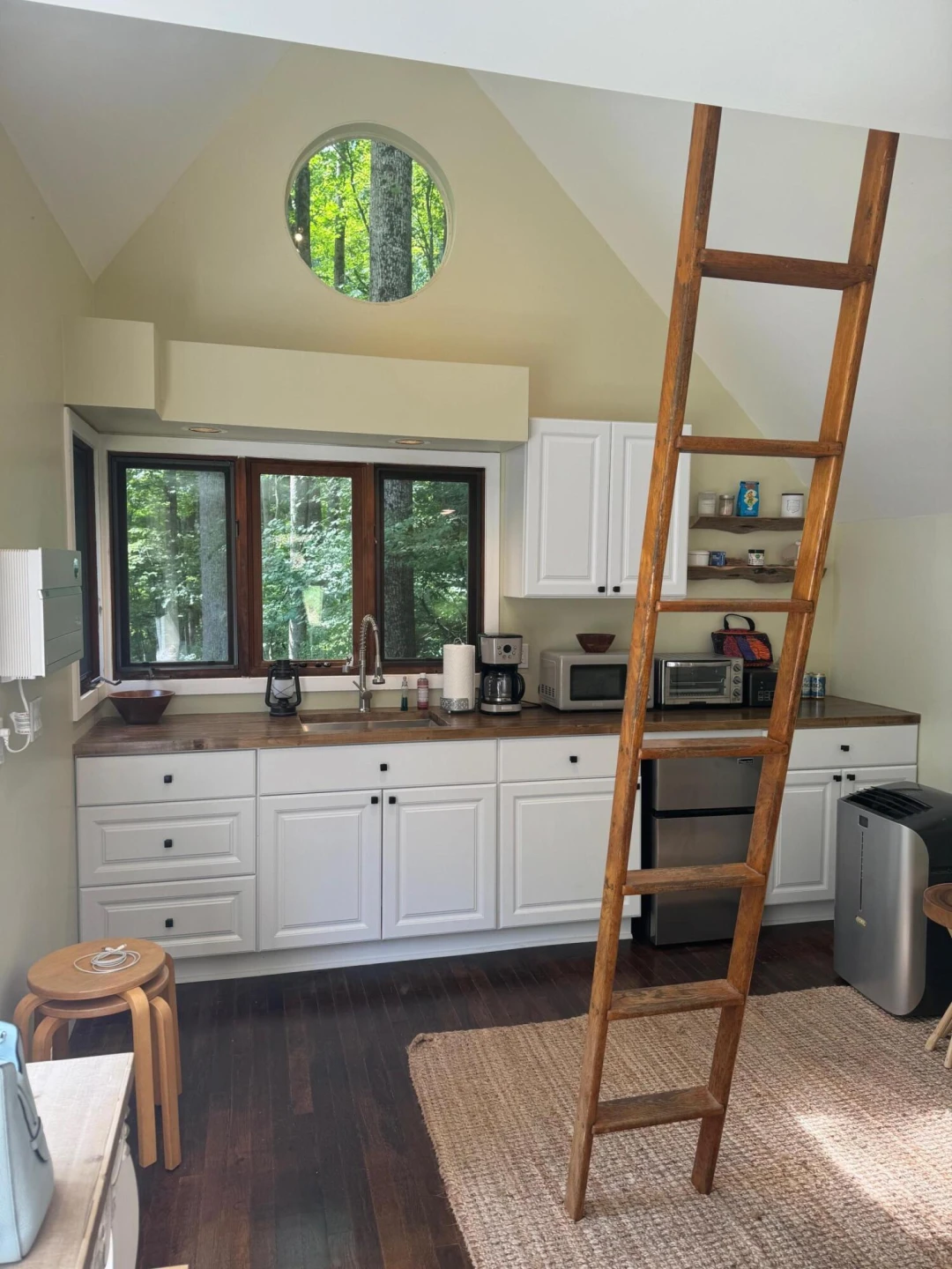 9737 Pine Forest RD - Photo 6