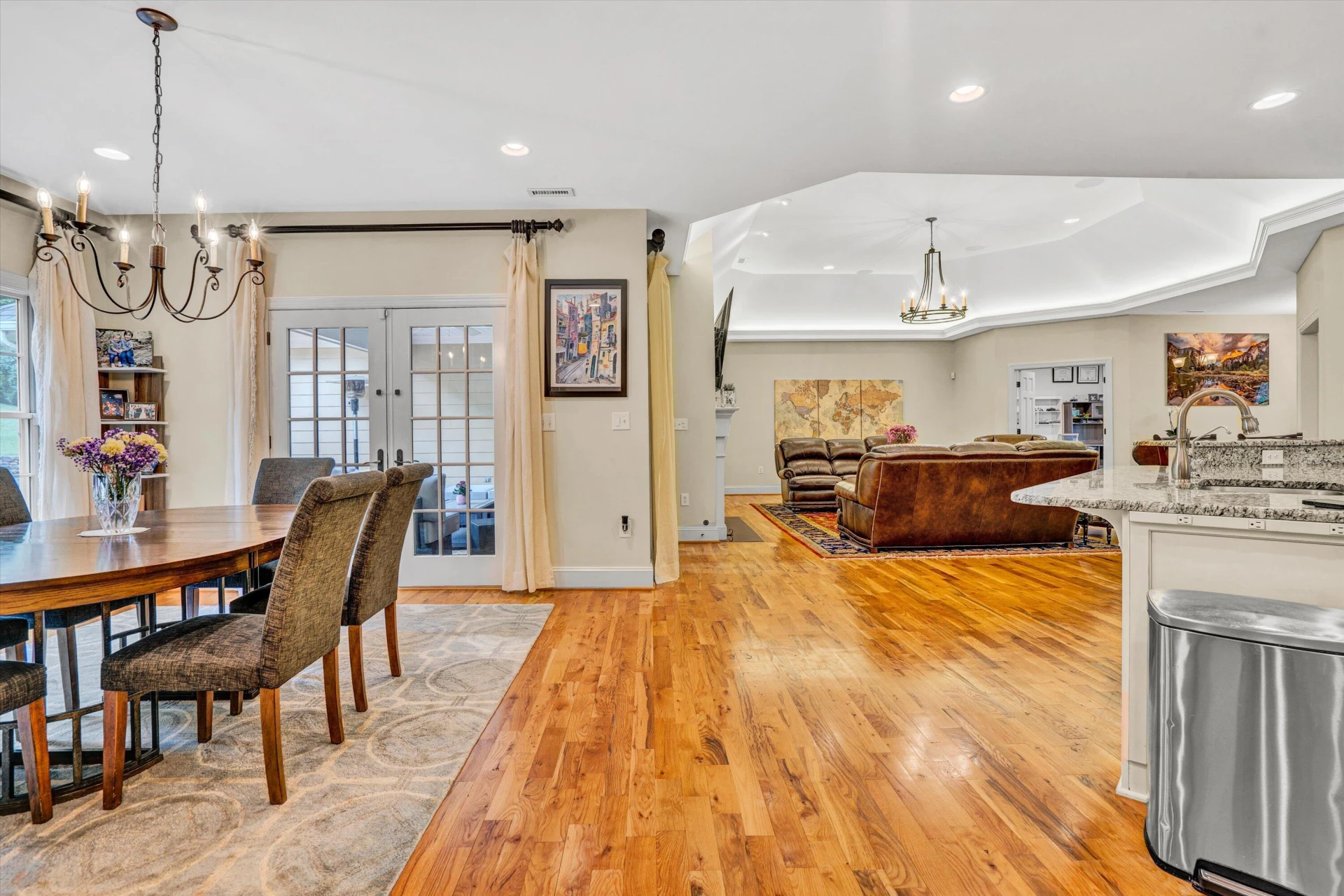 3707 Wellington DR - Photo 21