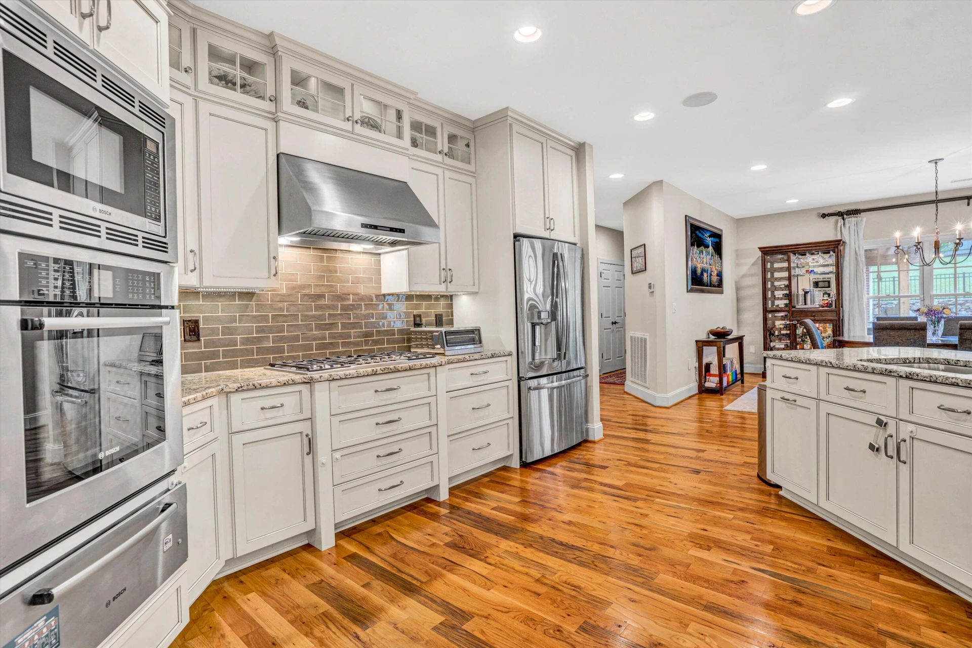 3707 Wellington DR - Photo 24