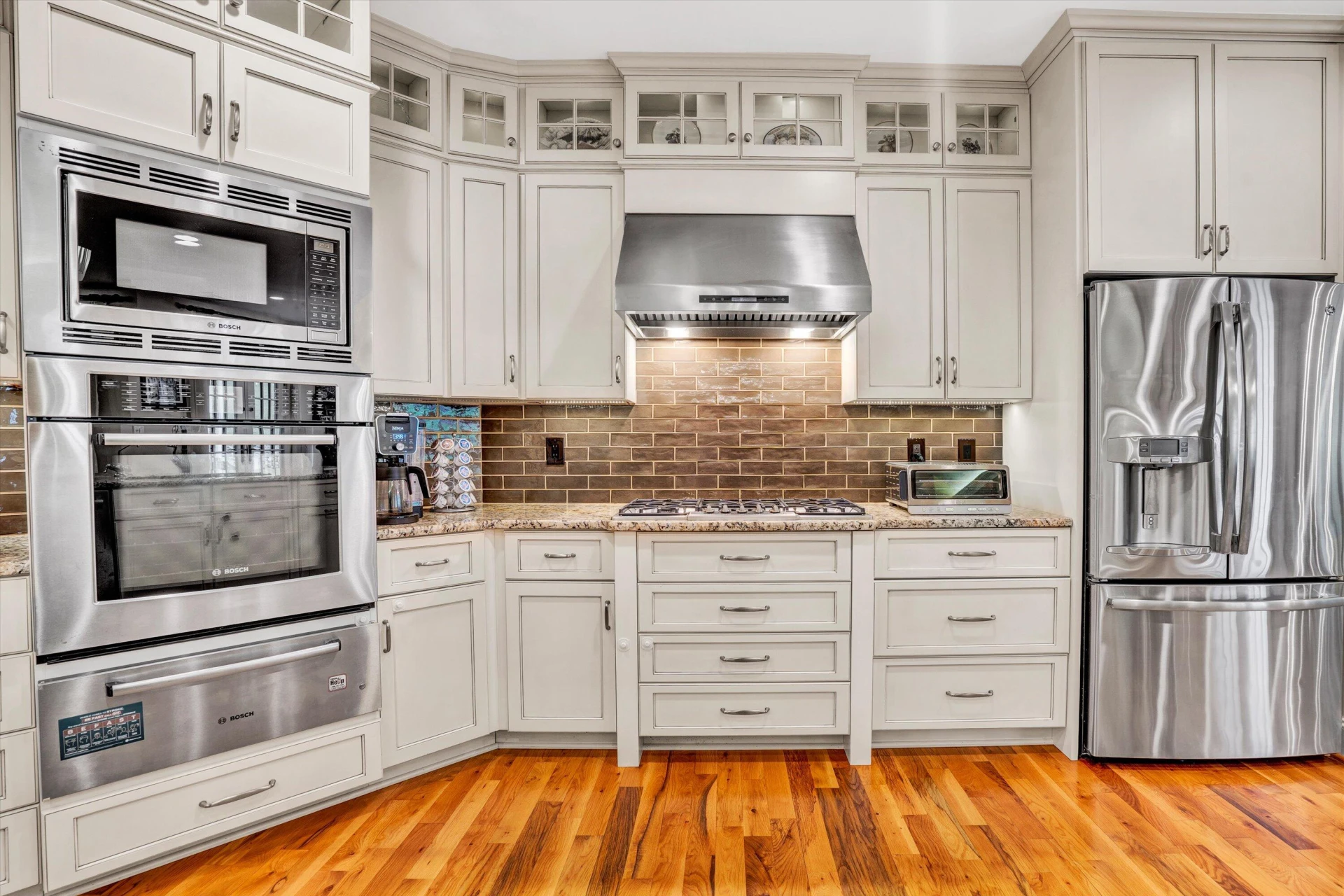 3707 Wellington DR - Photo 25