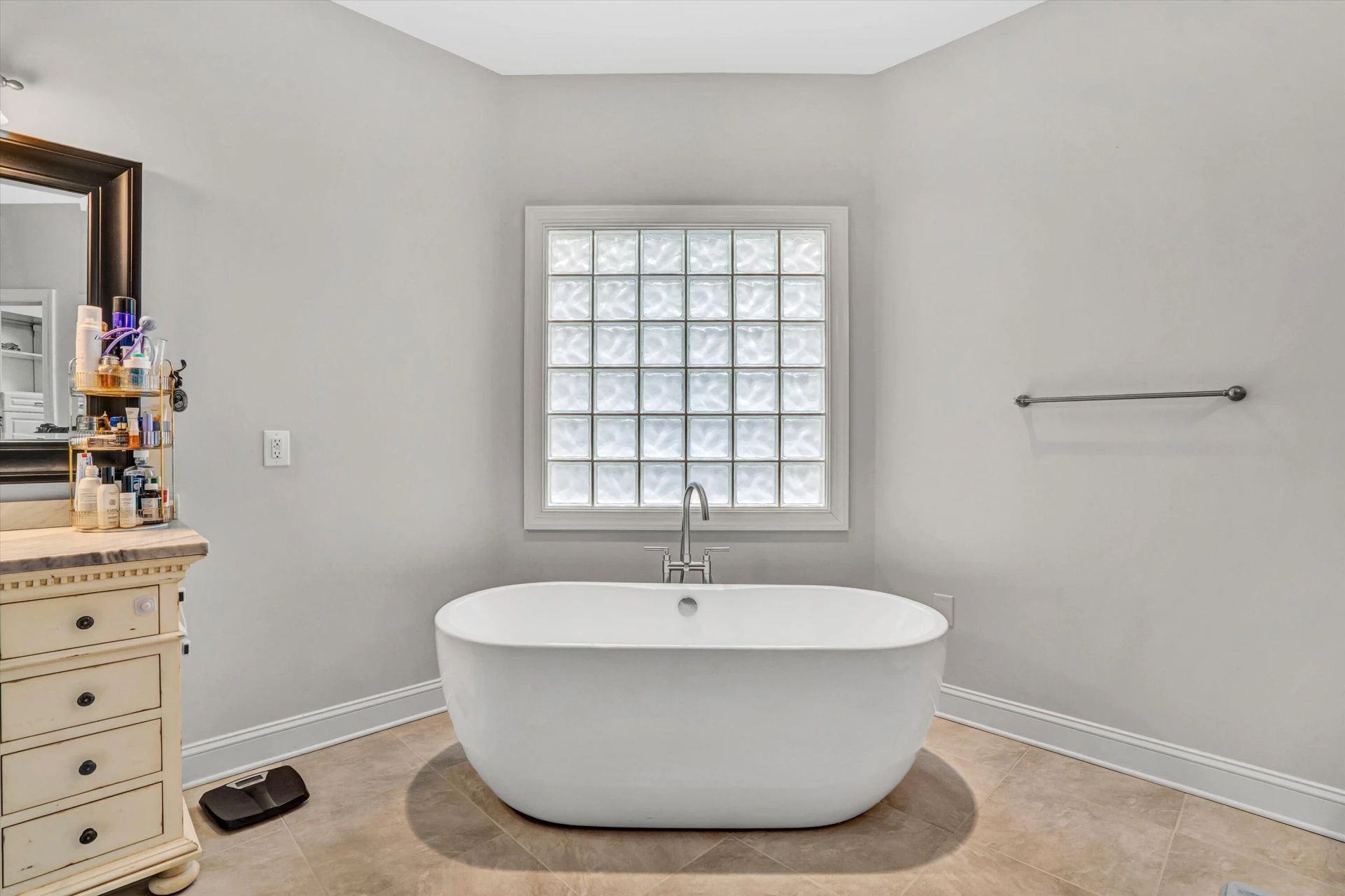 3707 Wellington DR - Photo 37