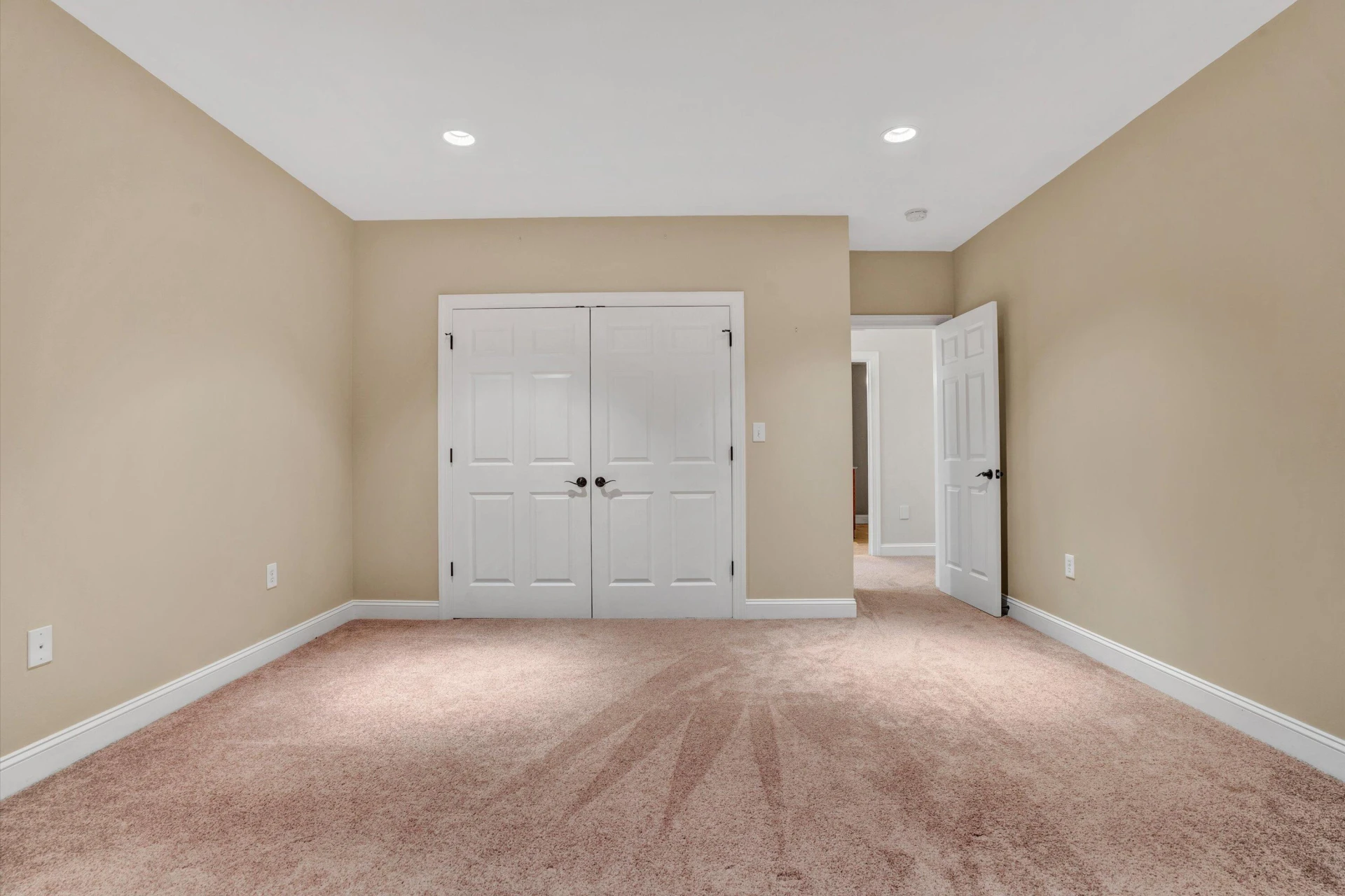 3707 Wellington DR - Photo 69