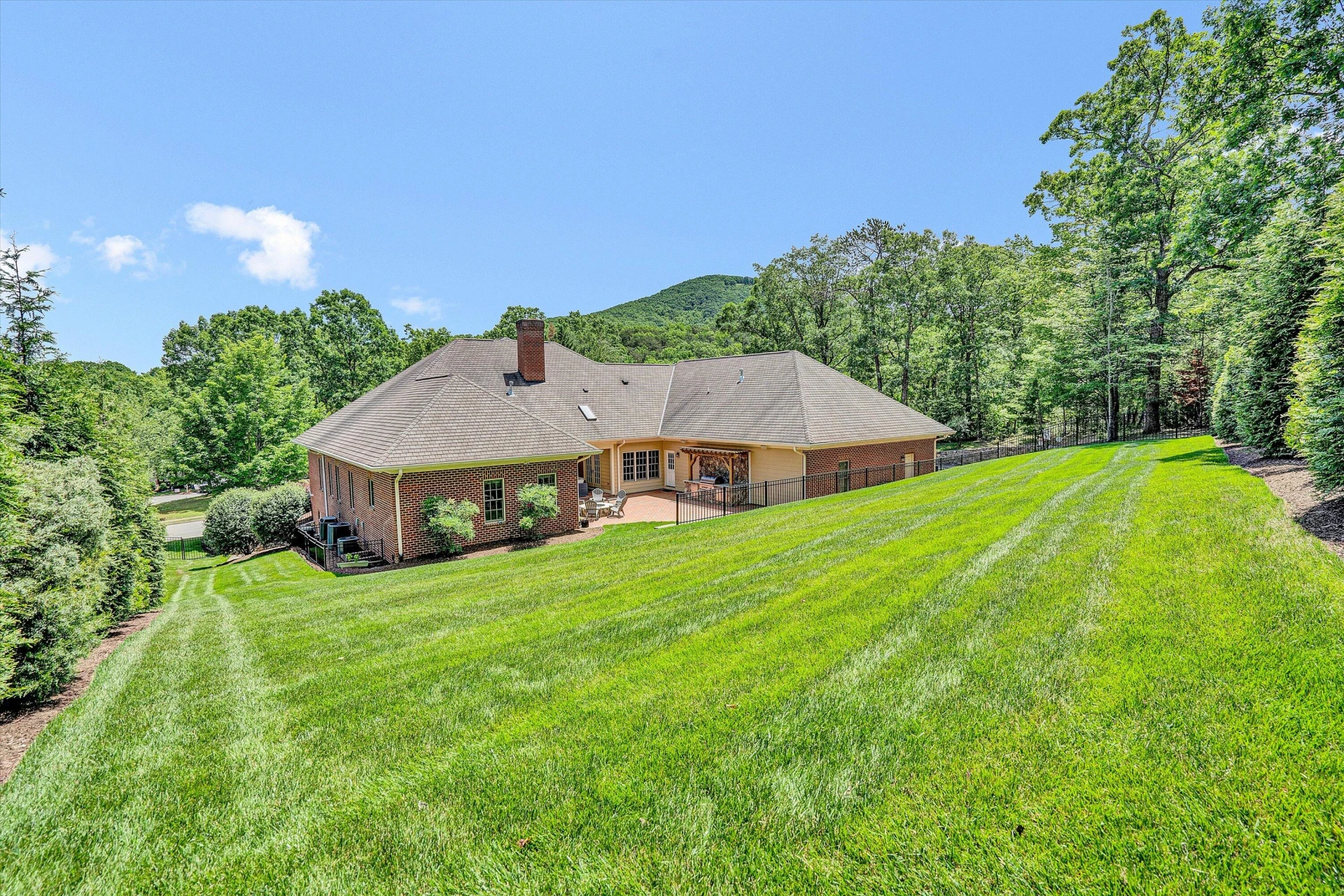 3707 Wellington DR - Photo 75