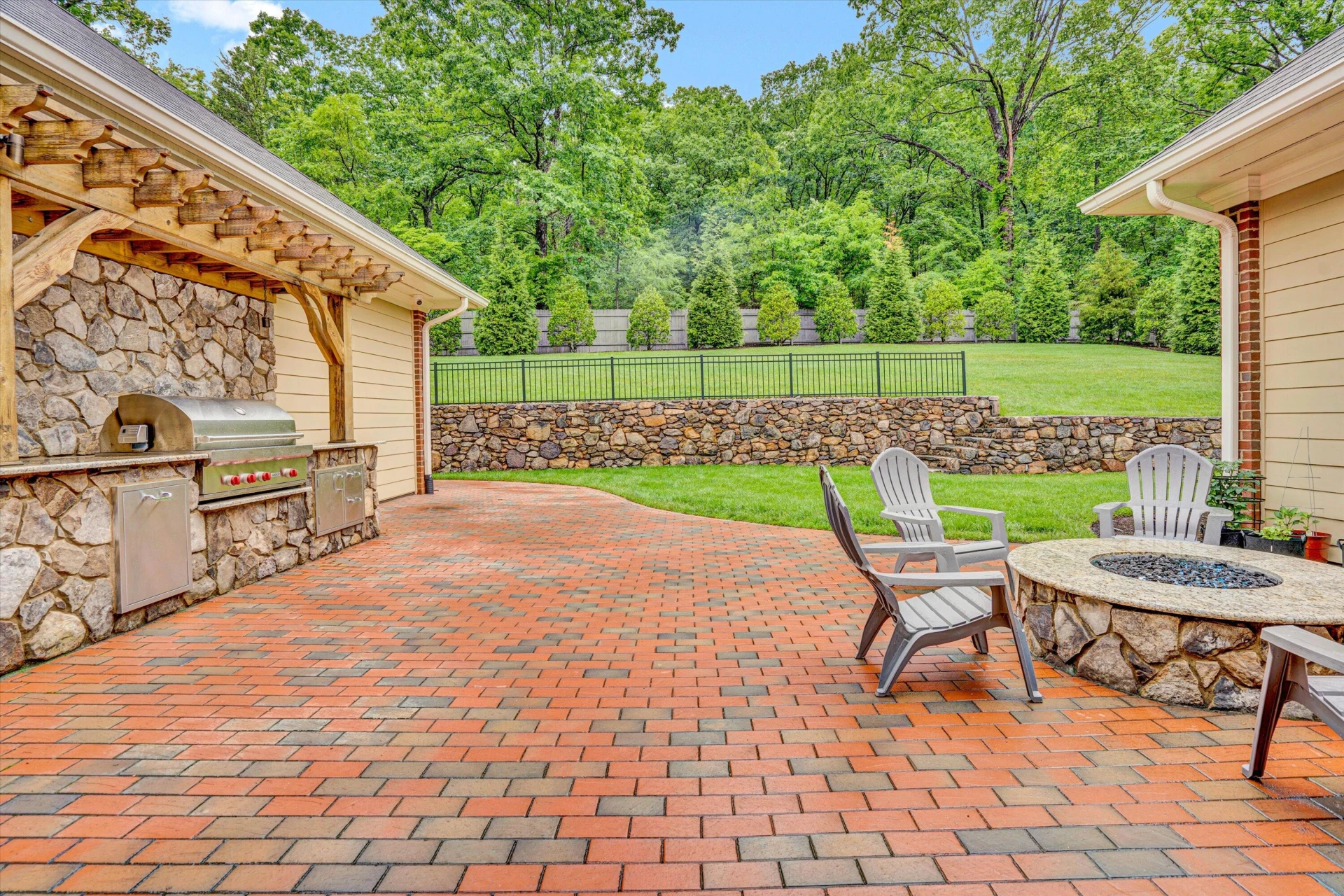 3707 Wellington DR - Photo 78
