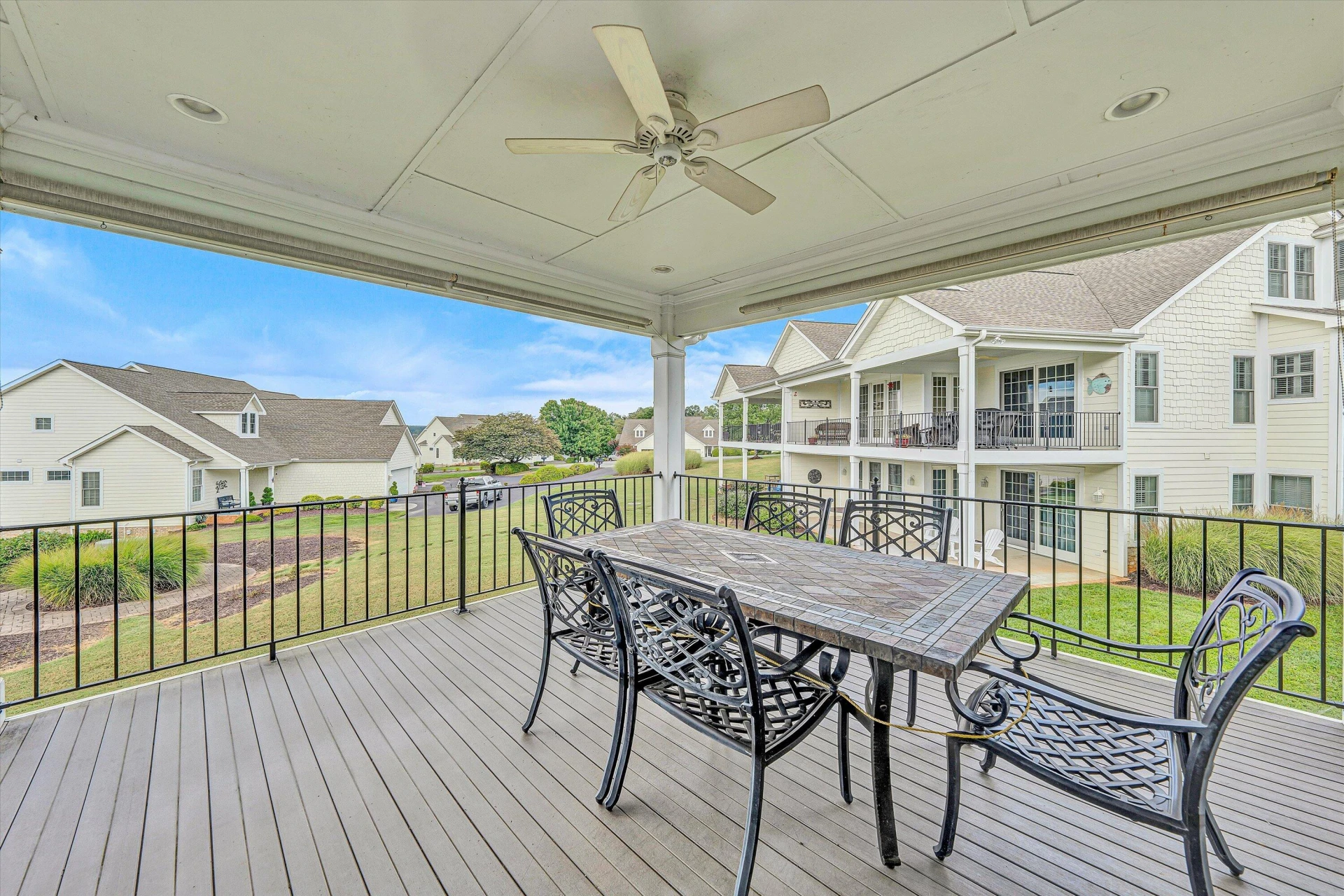 355 Haley Scott DR - Photo 26