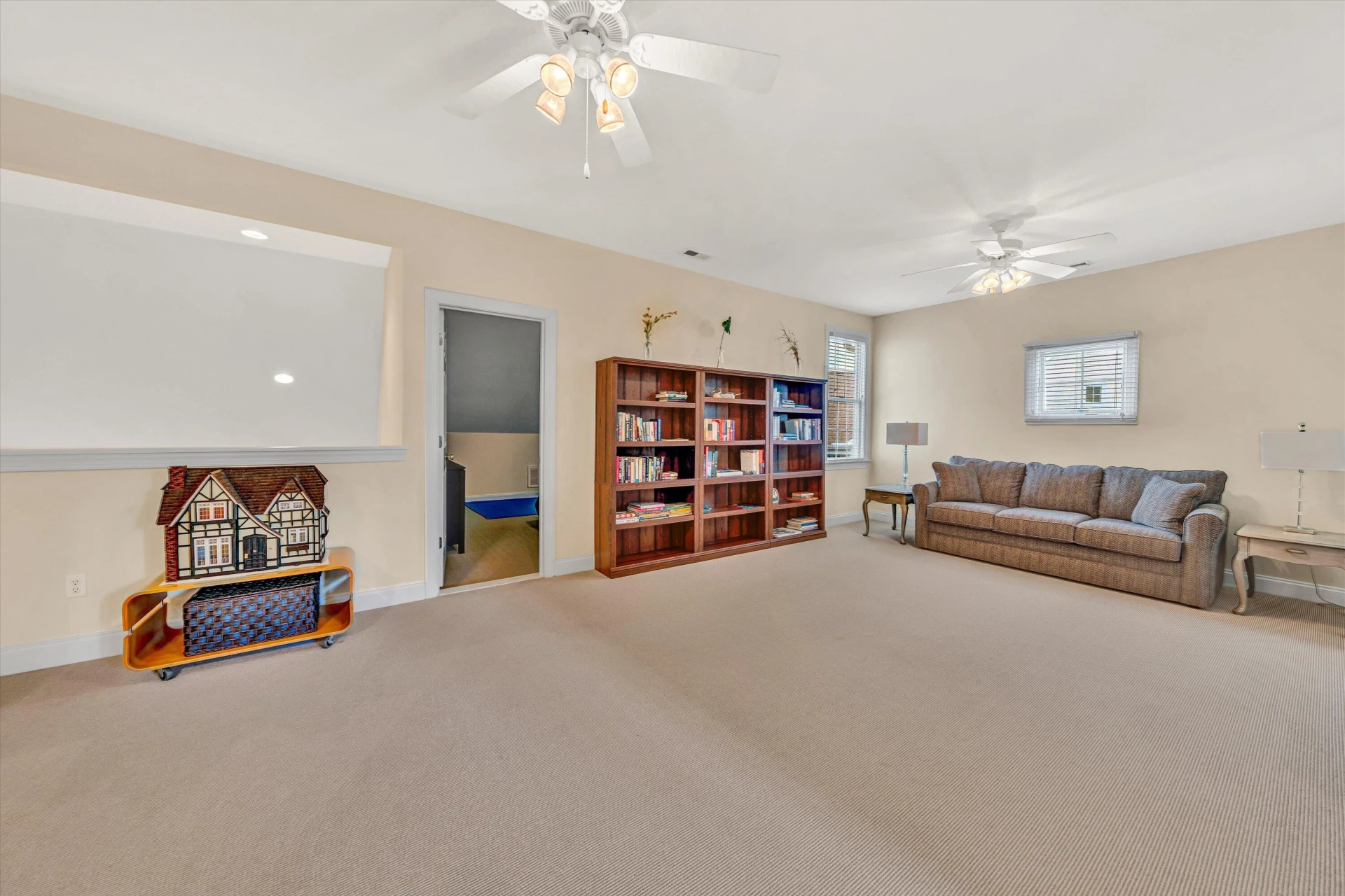 355 Haley Scott DR - Photo 37