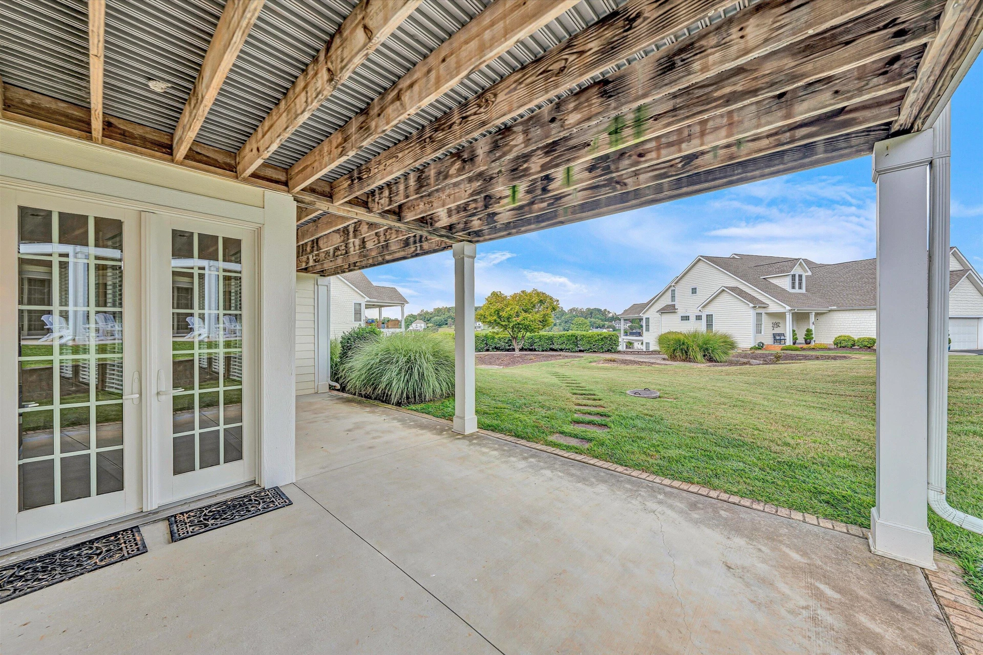 355 Haley Scott DR - Photo 52