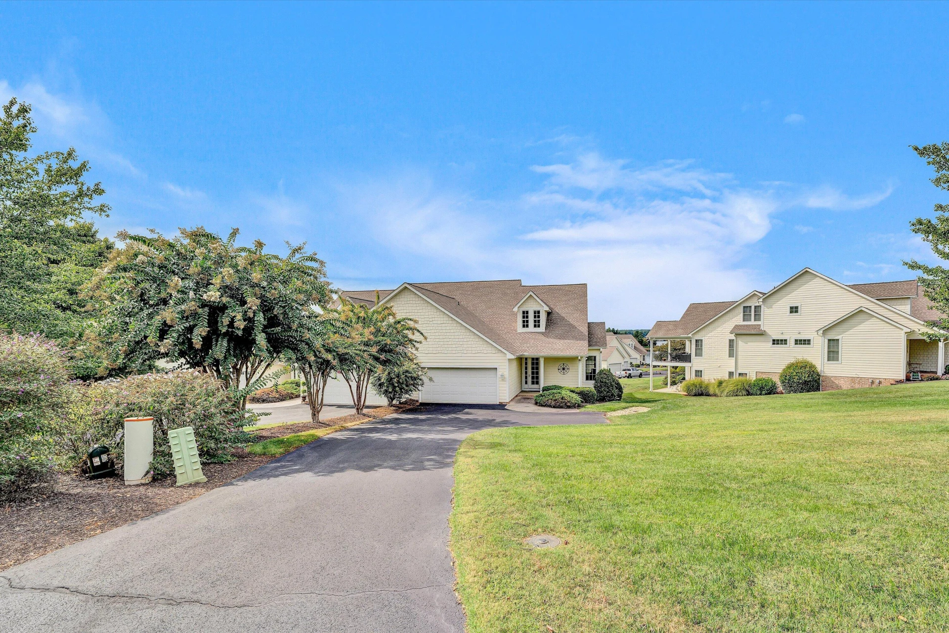 355 Haley Scott DR - Photo 67