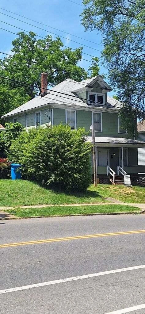 1114 LAFAYETTE BLVD - Photo 2