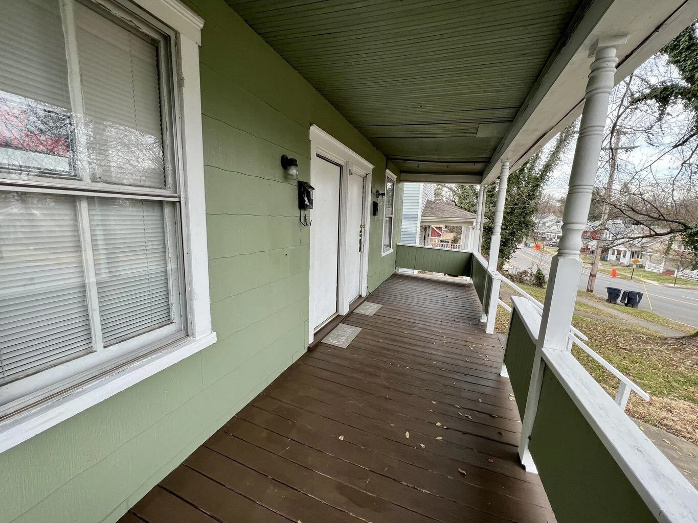 1114 LAFAYETTE BLVD - Photo 4