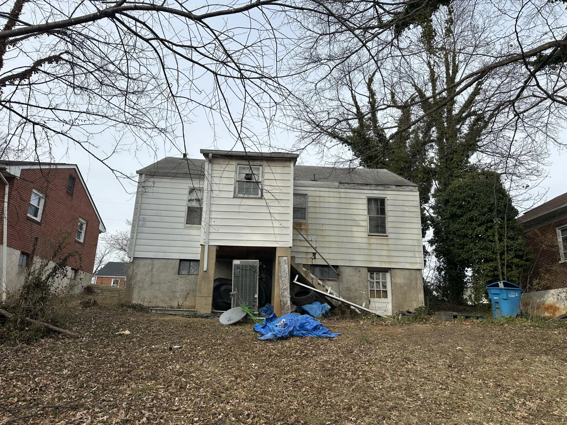 1522 Grayson AVE - Photo 2