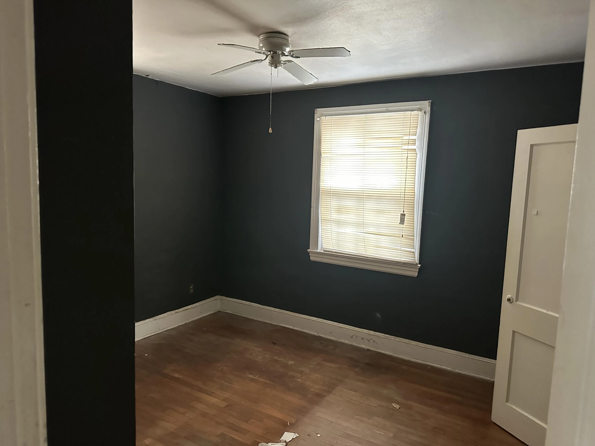 1522 Grayson AVE - Photo 3