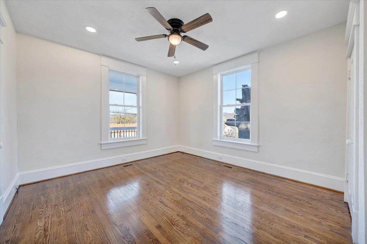 411 Cleveland AVE - Photo 22