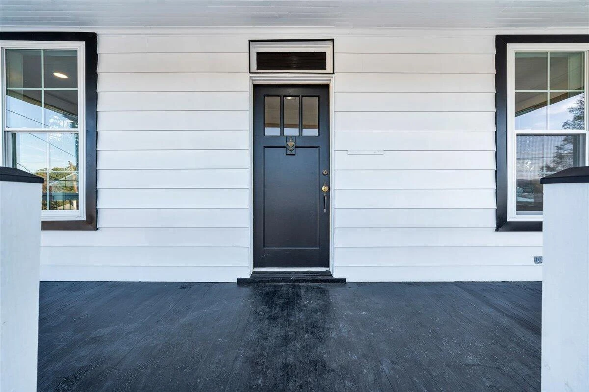 411 Cleveland AVE - Photo 3