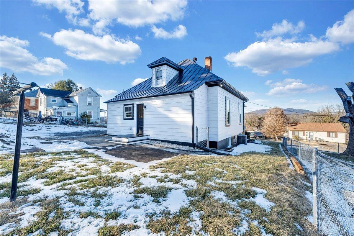411 Cleveland AVE - Photo 45