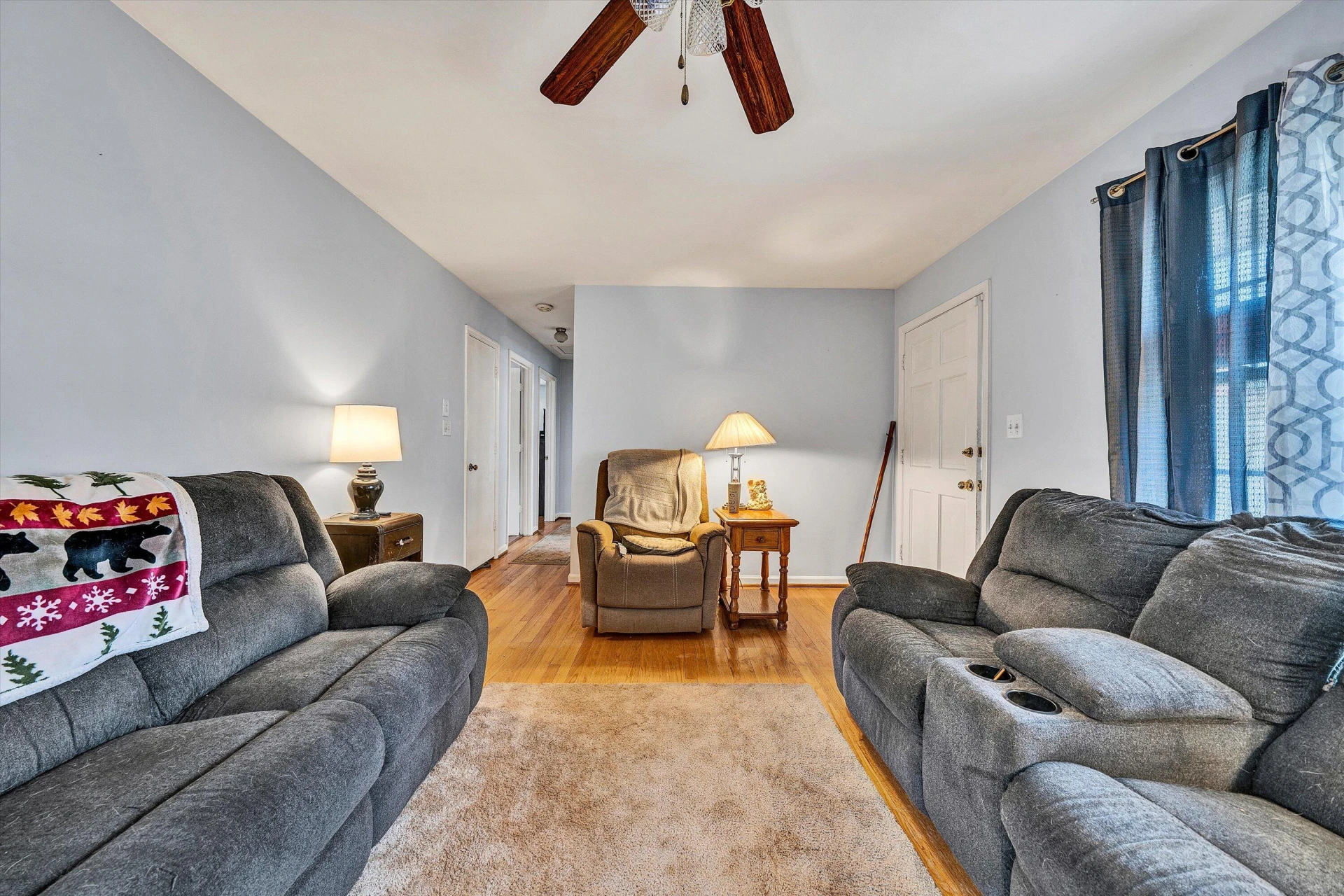 1401 Morehead AVE - Photo 7
