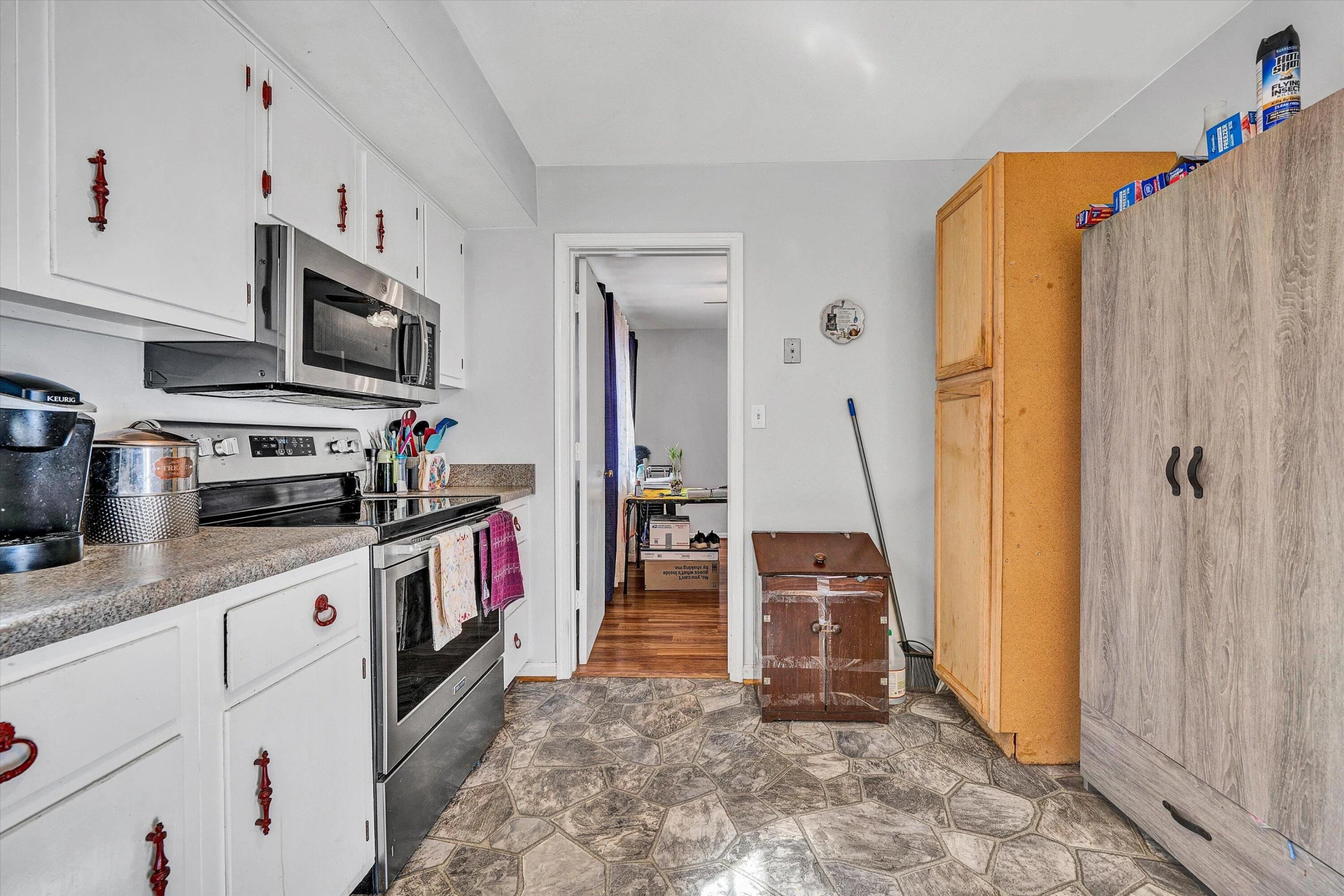 1401 Morehead AVE - Photo 9