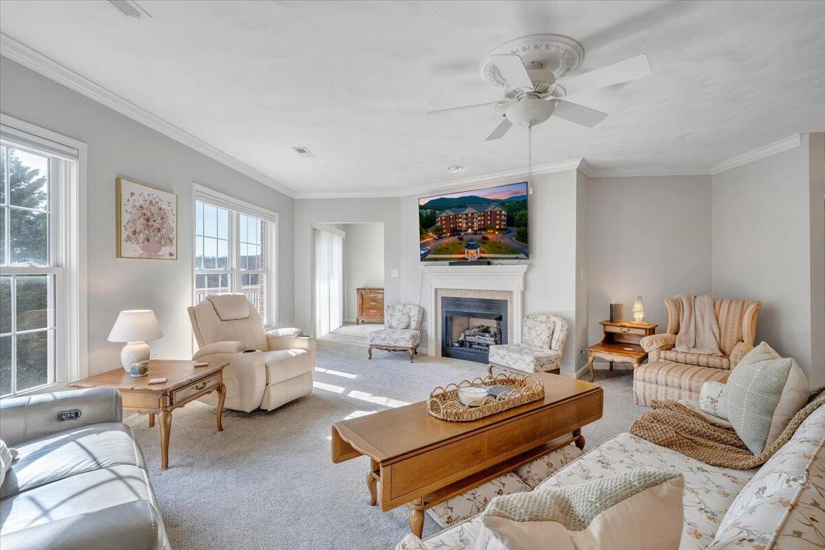 4448 PHEASANT RIDGE RD #304 - Photo 10