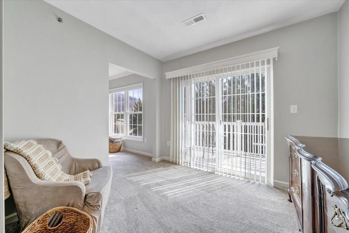 4448 PHEASANT RIDGE RD #304 - Photo 15