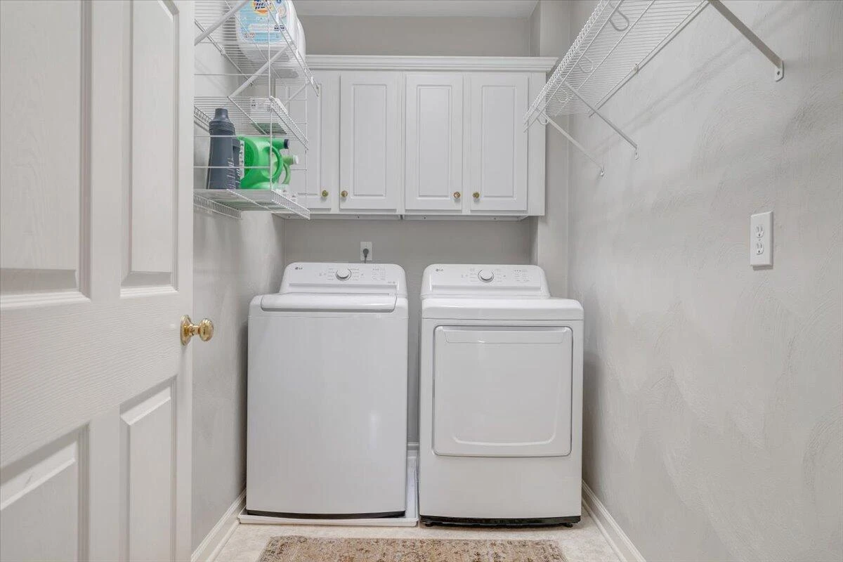 4448 PHEASANT RIDGE RD #304 - Photo 35
