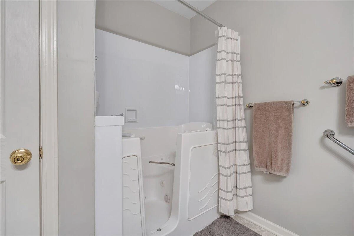 4448 PHEASANT RIDGE RD #304 - Photo 46