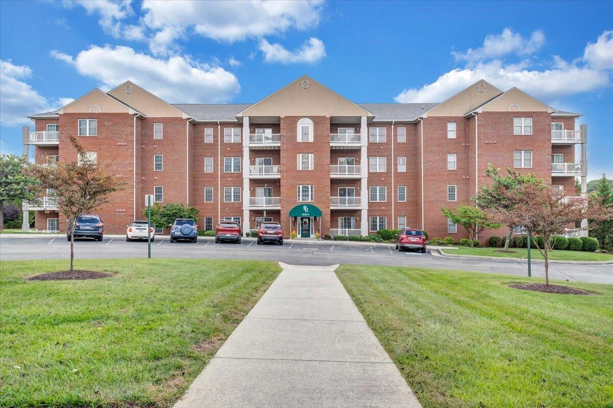 4448 PHEASANT RIDGE RD #304 - Photo 65