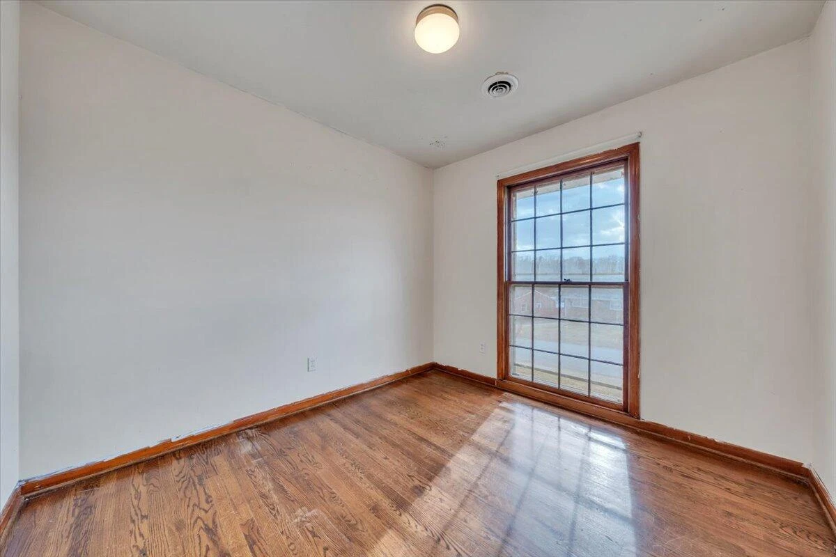 169 TAMPA DR - Photo 20
