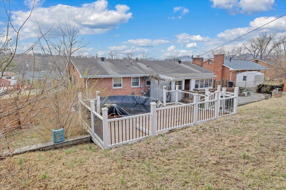 169 TAMPA DR - Photo 31