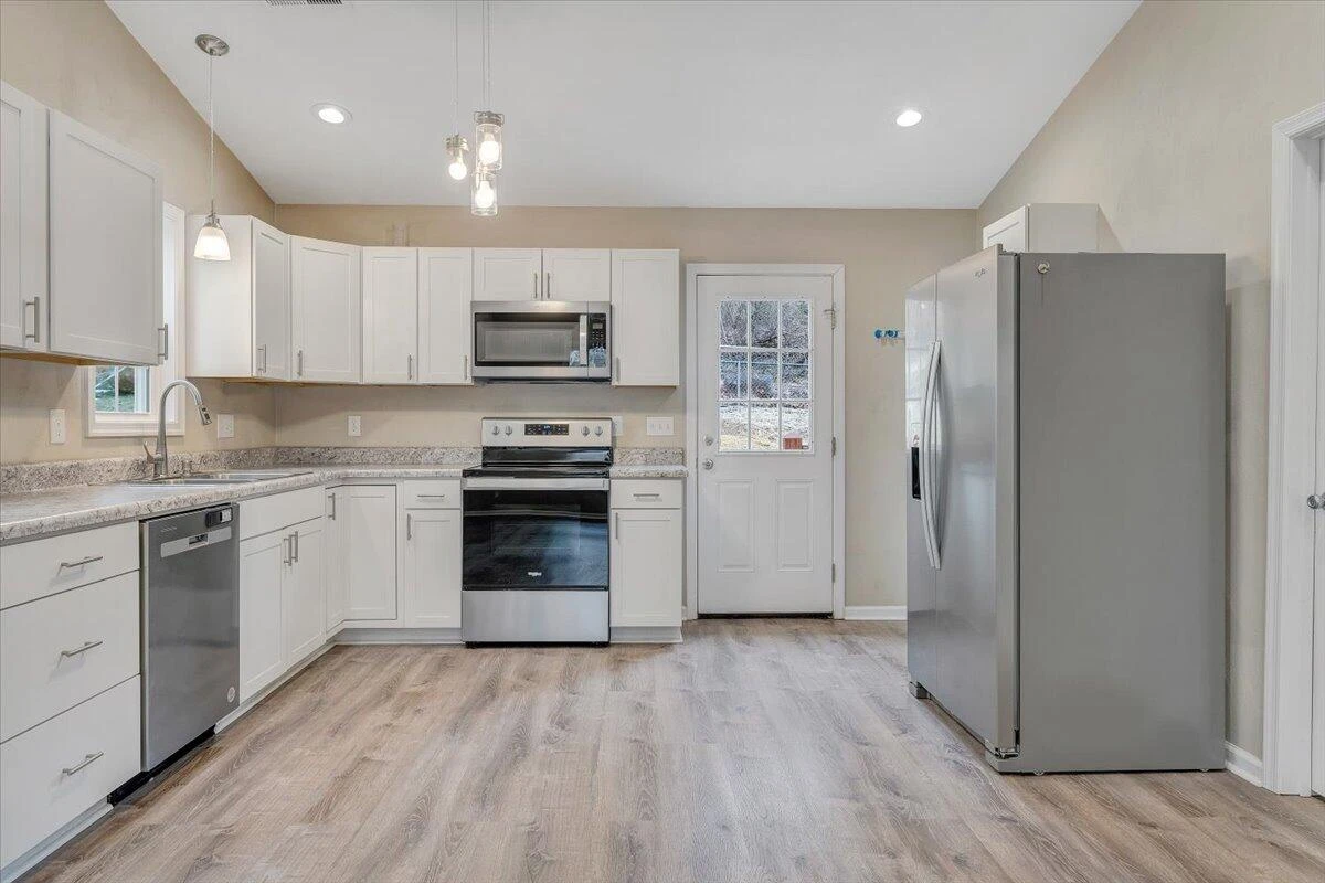 1427 Varnell AVE - Photo 12