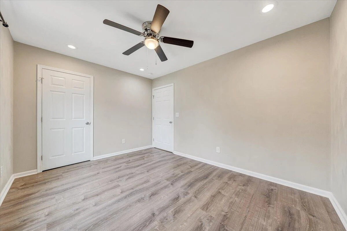 1427 Varnell AVE - Photo 21