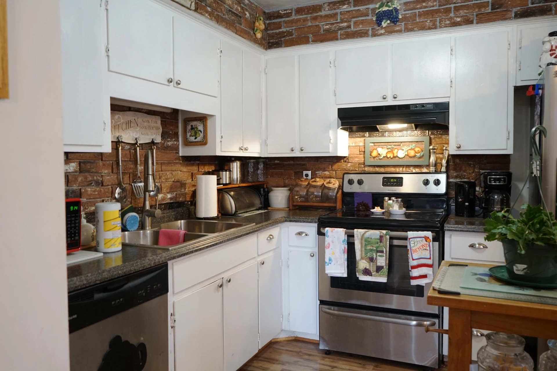 5320 Cove RD - Photo 9