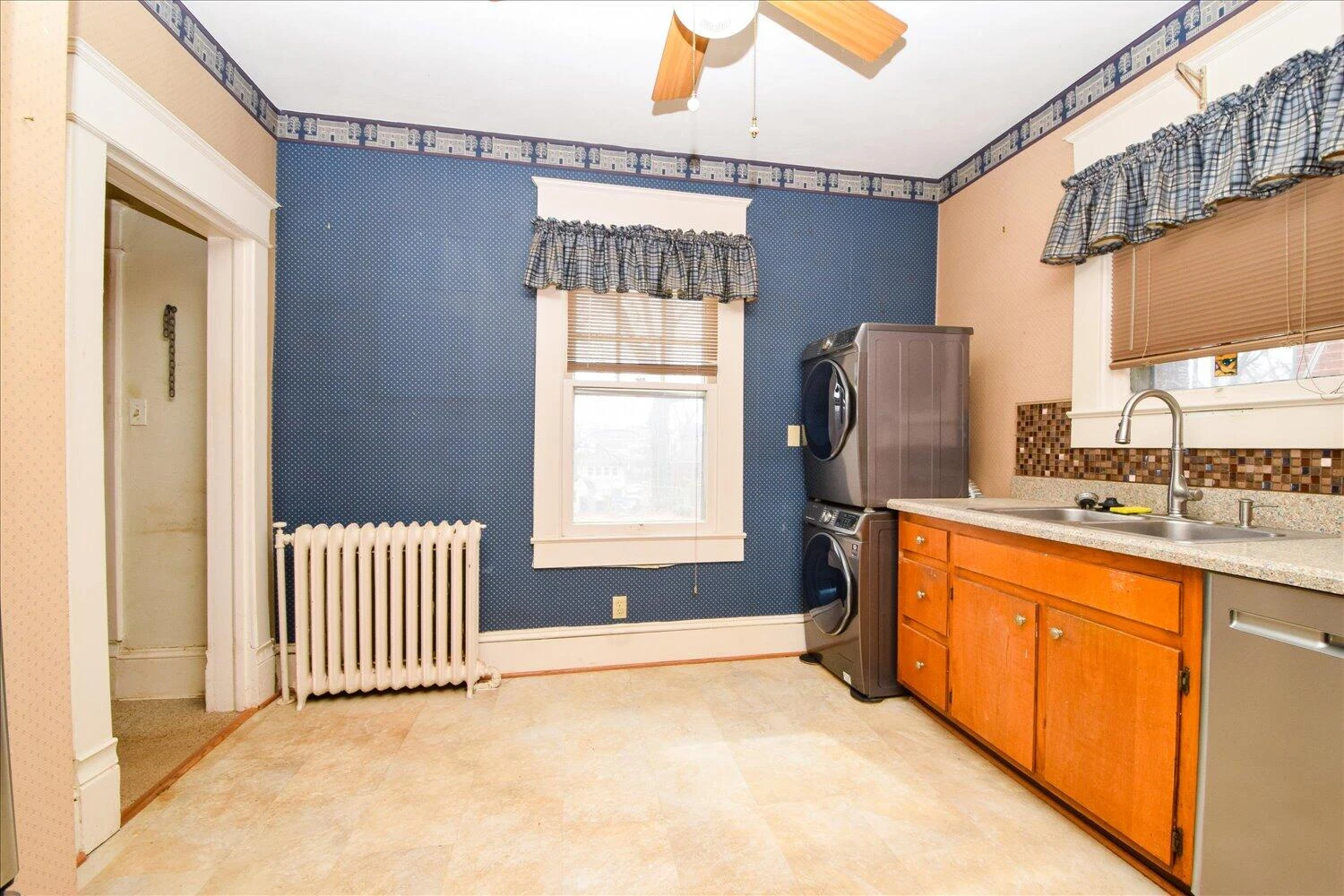 1906 Oxford AVE - Photo 14