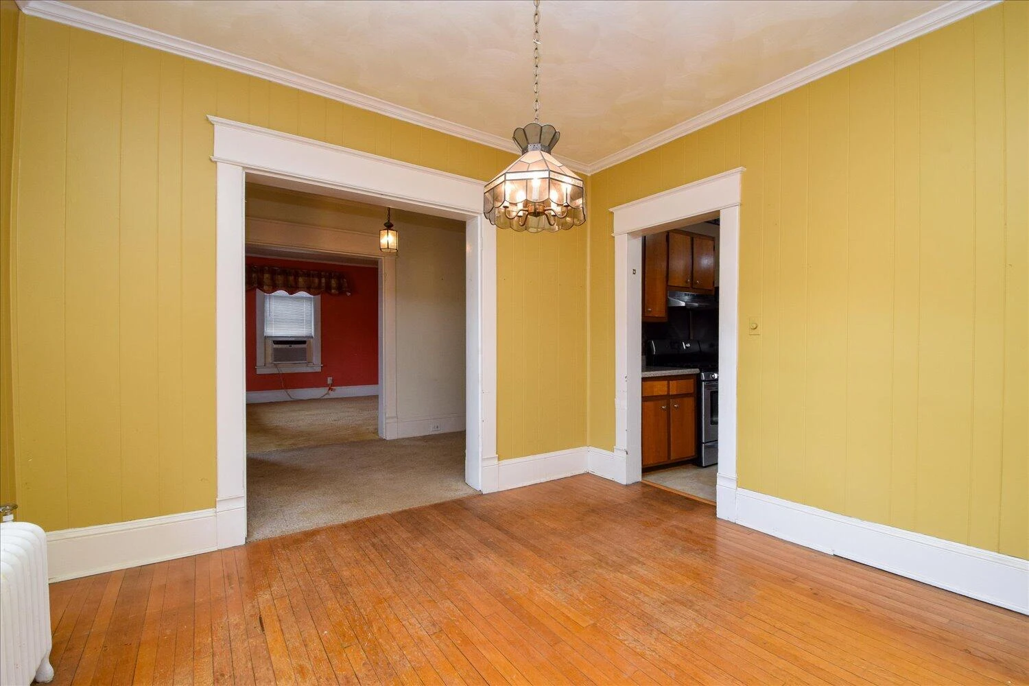 1906 Oxford AVE - Photo 8