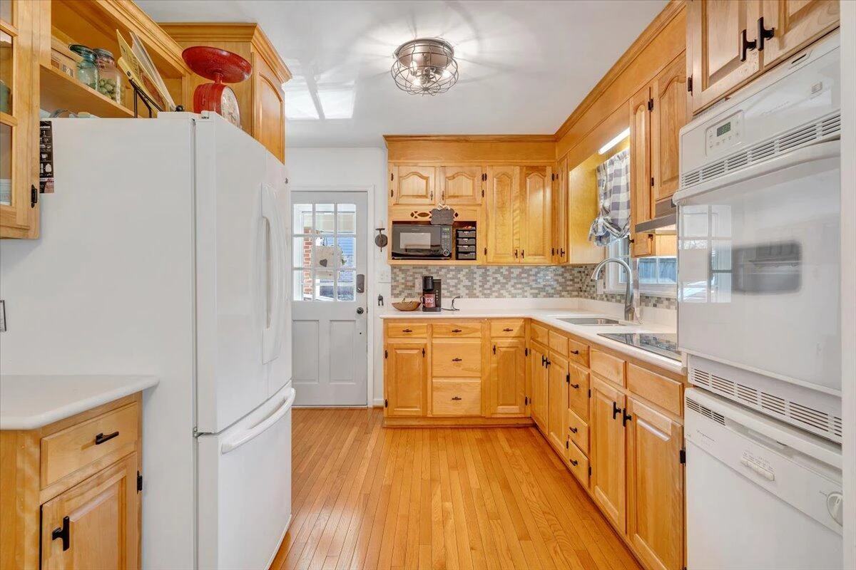 2831 Westclub DR - Photo 21