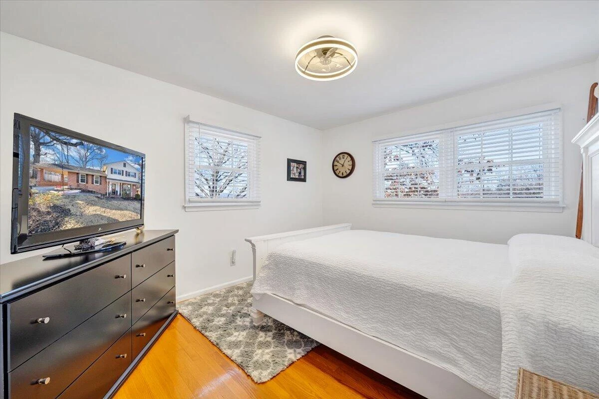 2831 Westclub DR - Photo 33
