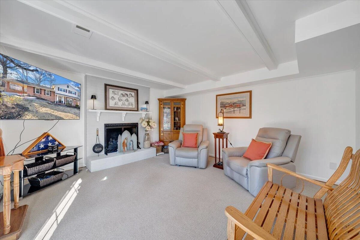 2831 Westclub DR - Photo 45