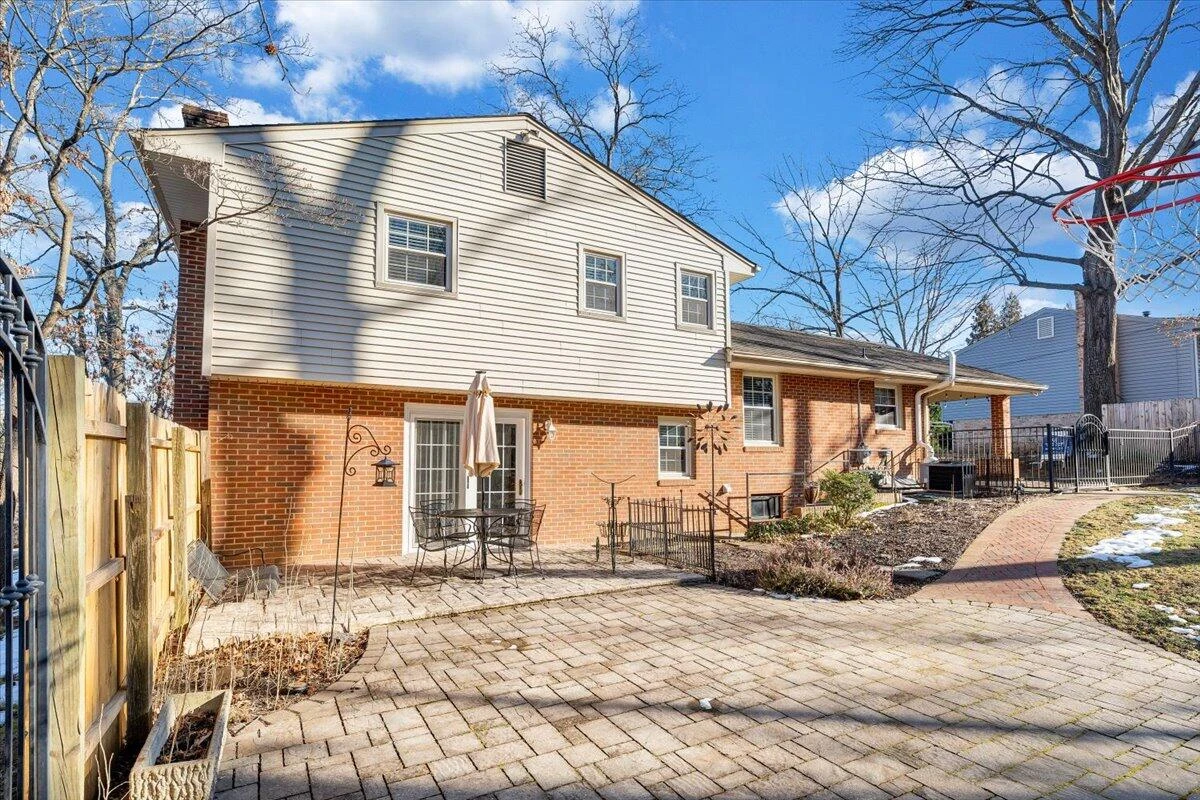 2831 Westclub DR - Photo 50