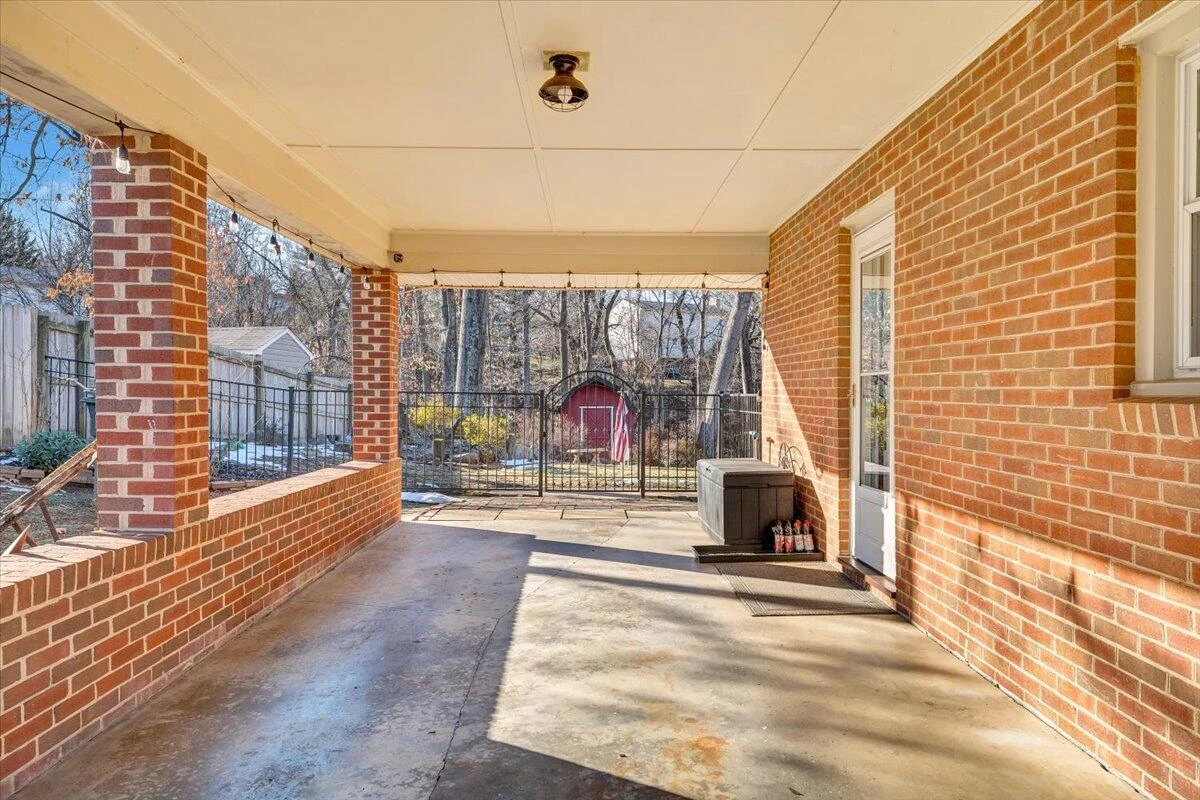 2831 Westclub DR - Photo 58