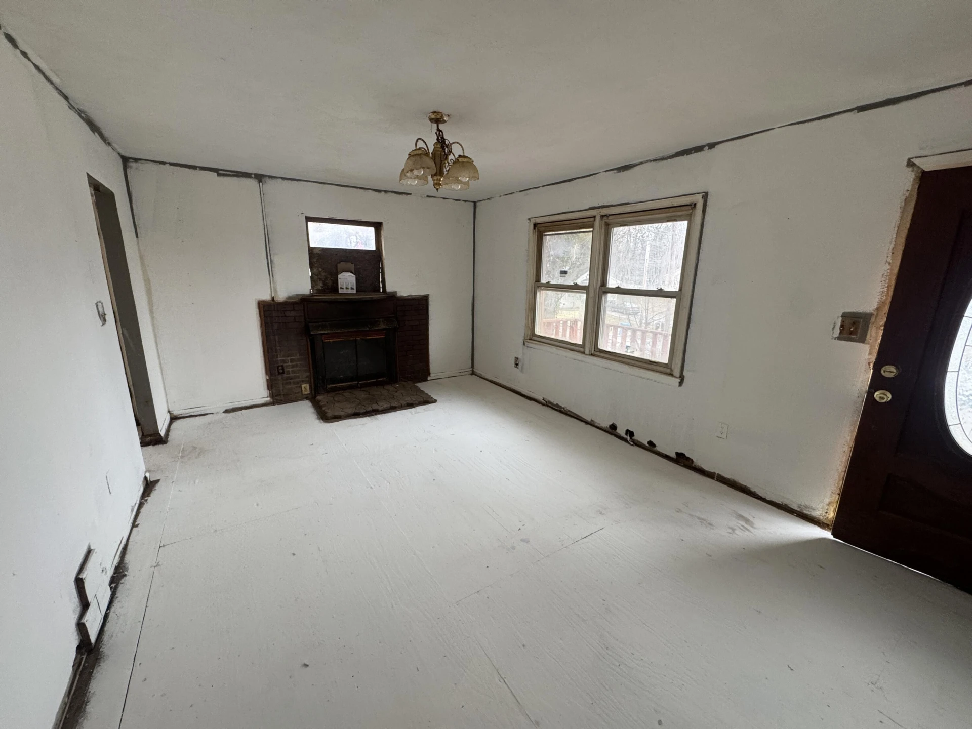 3809 Woodleigh RD - Photo 2