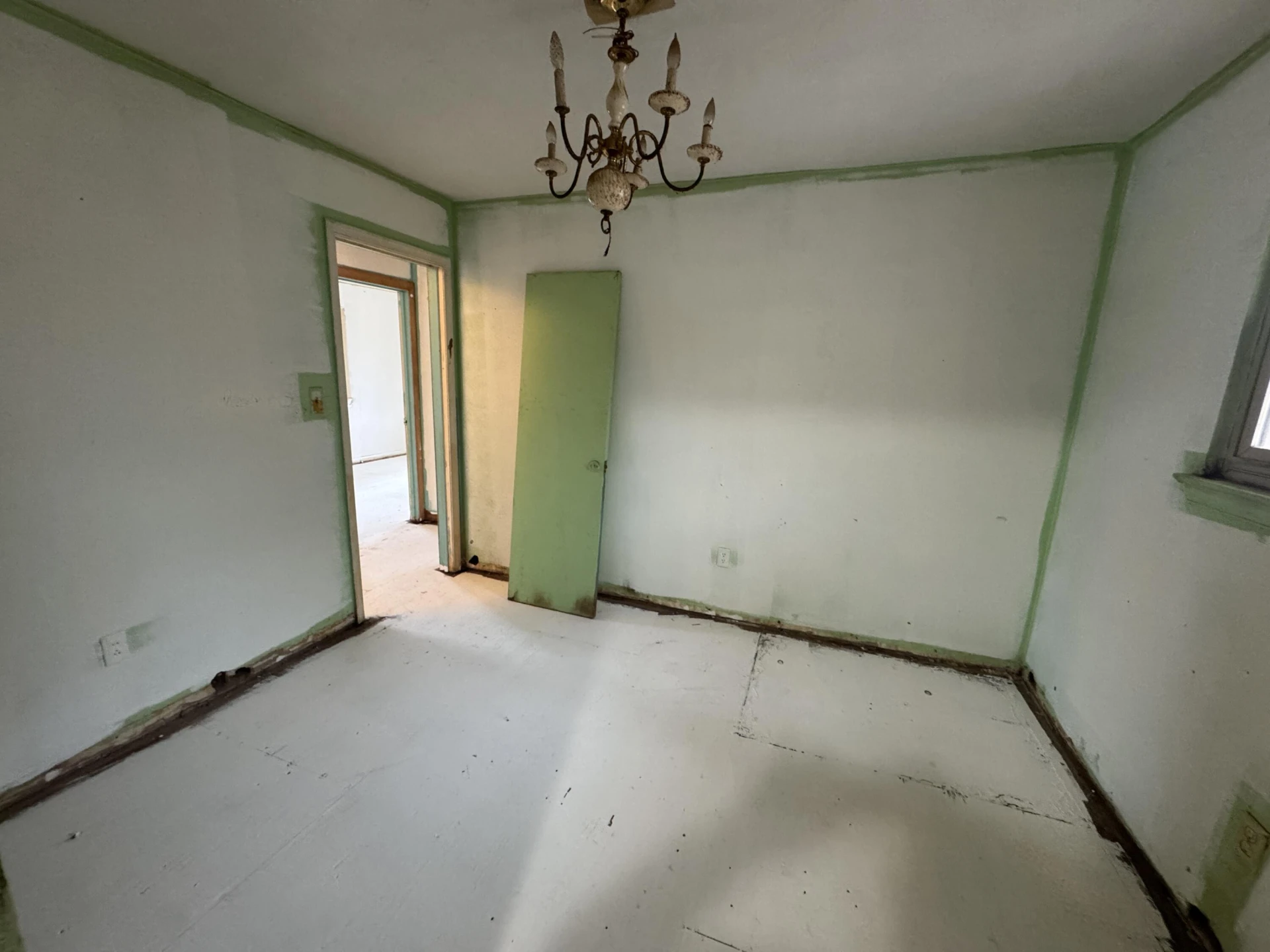 3809 Woodleigh RD - Photo 4