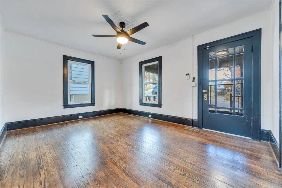 1509 7Th ST - Photo 3