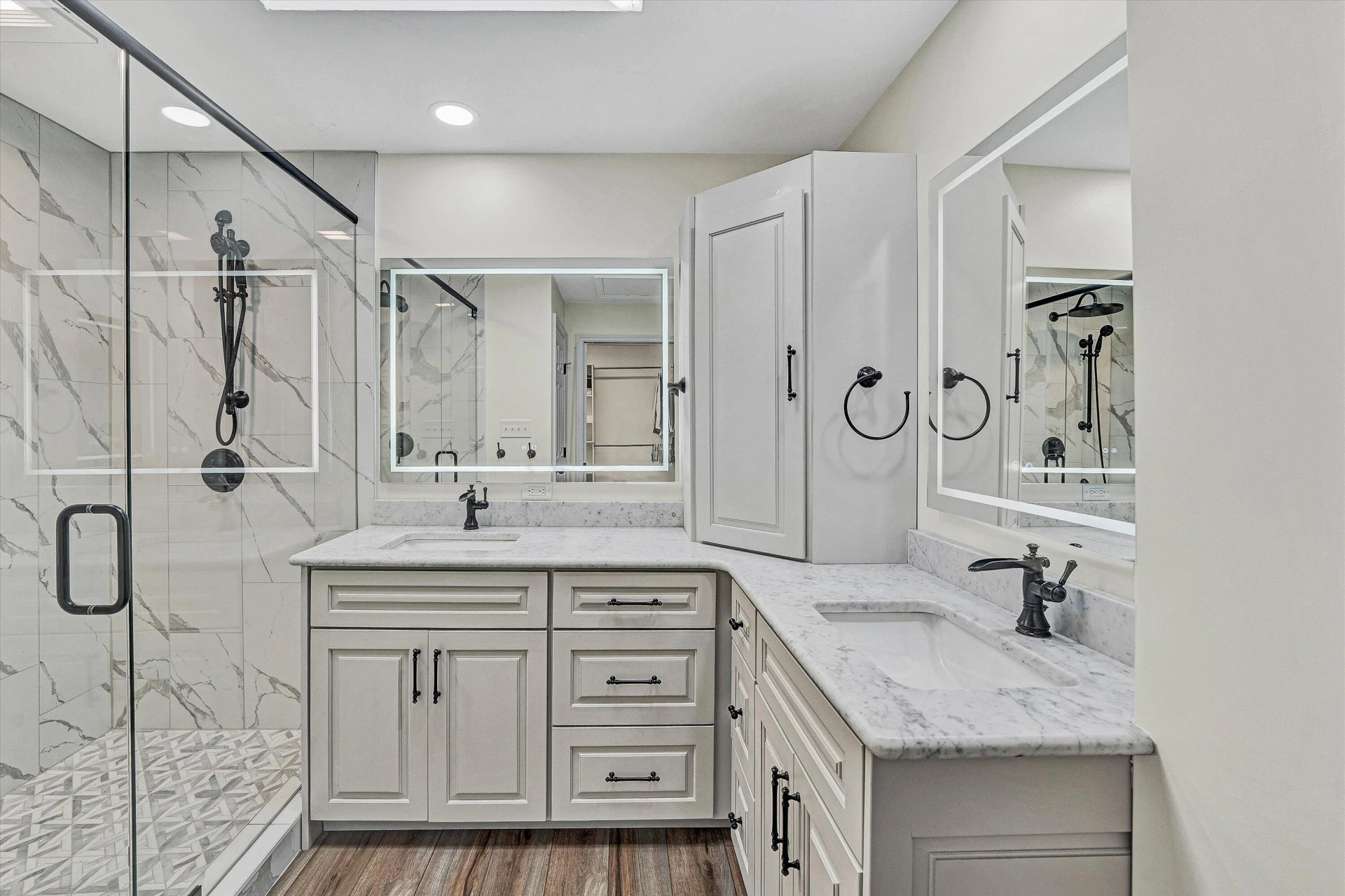 6347 Scruggs RD - Photo 27